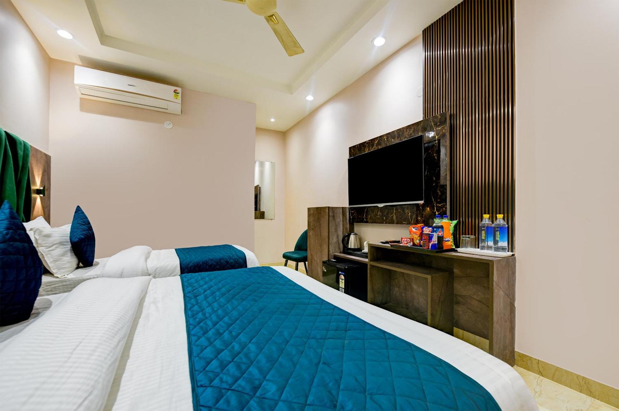 The Pearl Plaza Hotel In City Centre - Near New Delhi Railway Station Nova Deli Exterior foto