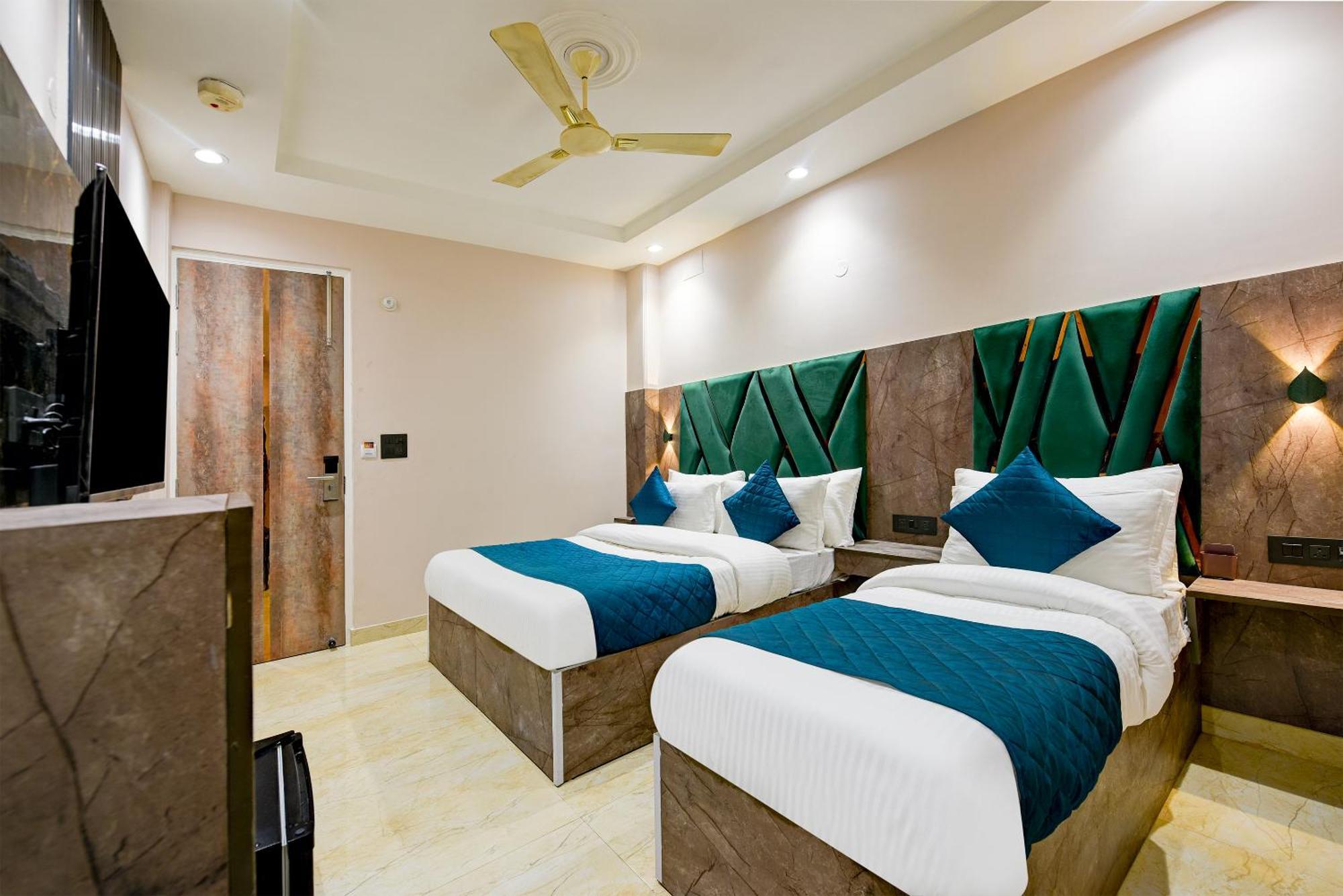 The Pearl Plaza Hotel In City Centre - Near New Delhi Railway Station Nova Deli Exterior foto