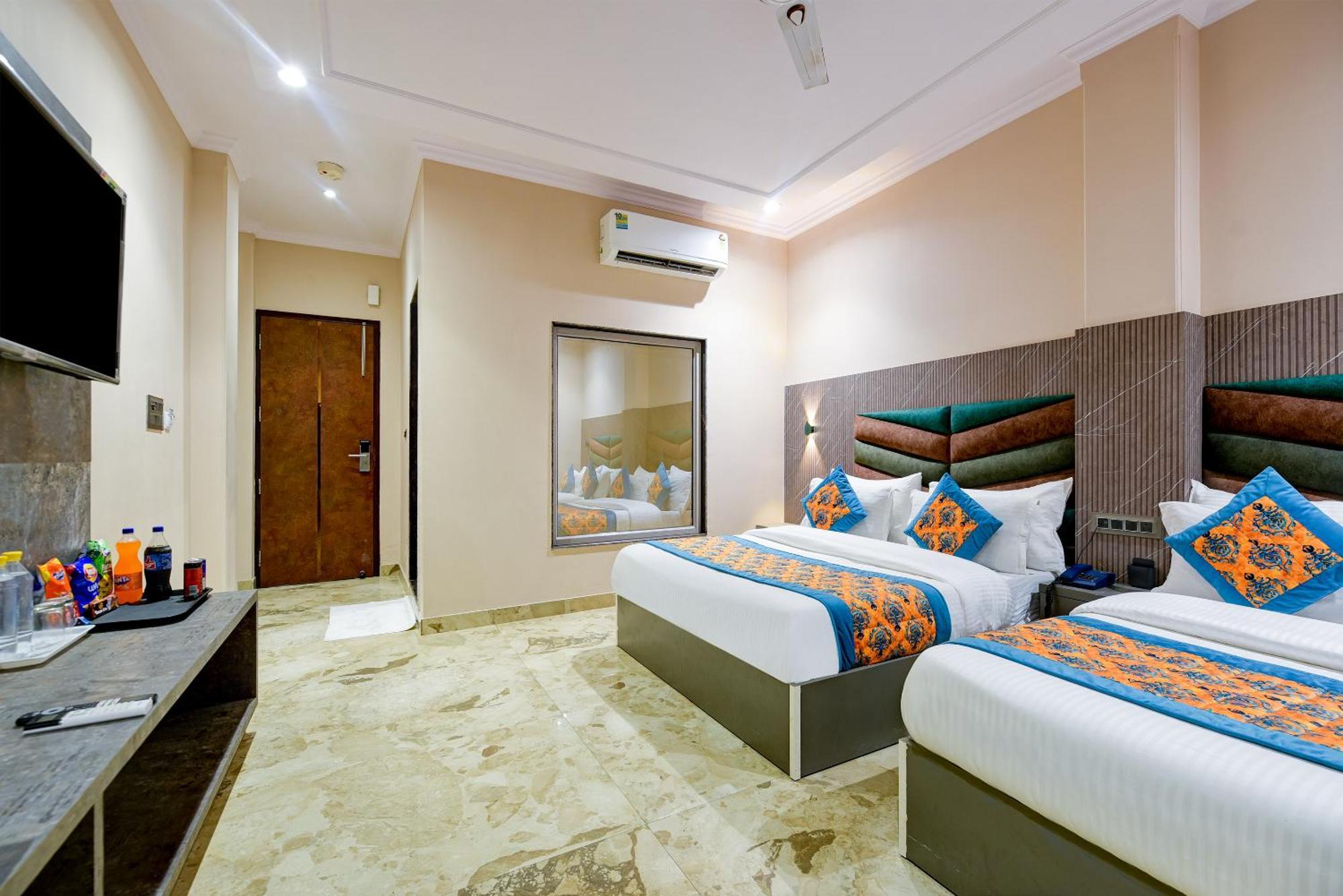 The Pearl Plaza Hotel In City Centre - Near New Delhi Railway Station Nova Deli Exterior foto