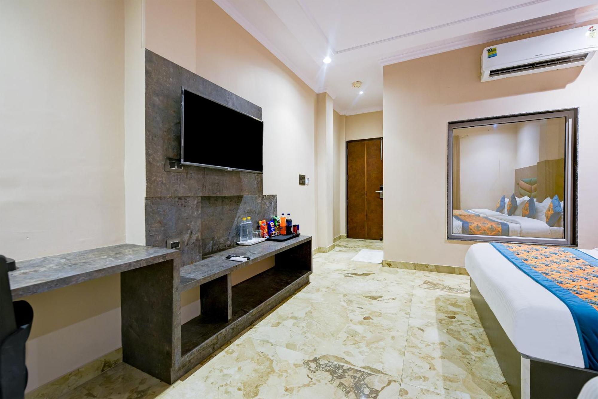 The Pearl Plaza Hotel In City Centre - Near New Delhi Railway Station Nova Deli Exterior foto