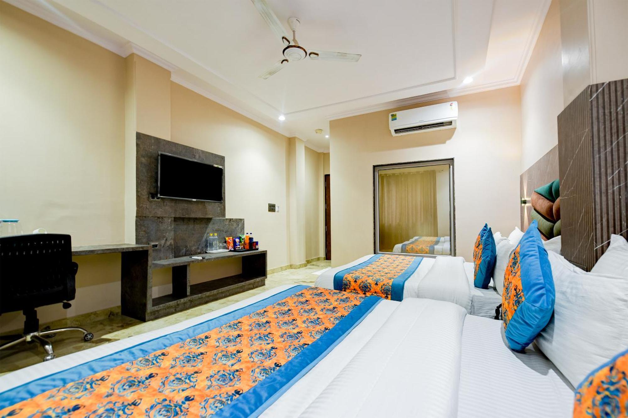 The Pearl Plaza Hotel In City Centre - Near New Delhi Railway Station Nova Deli Exterior foto