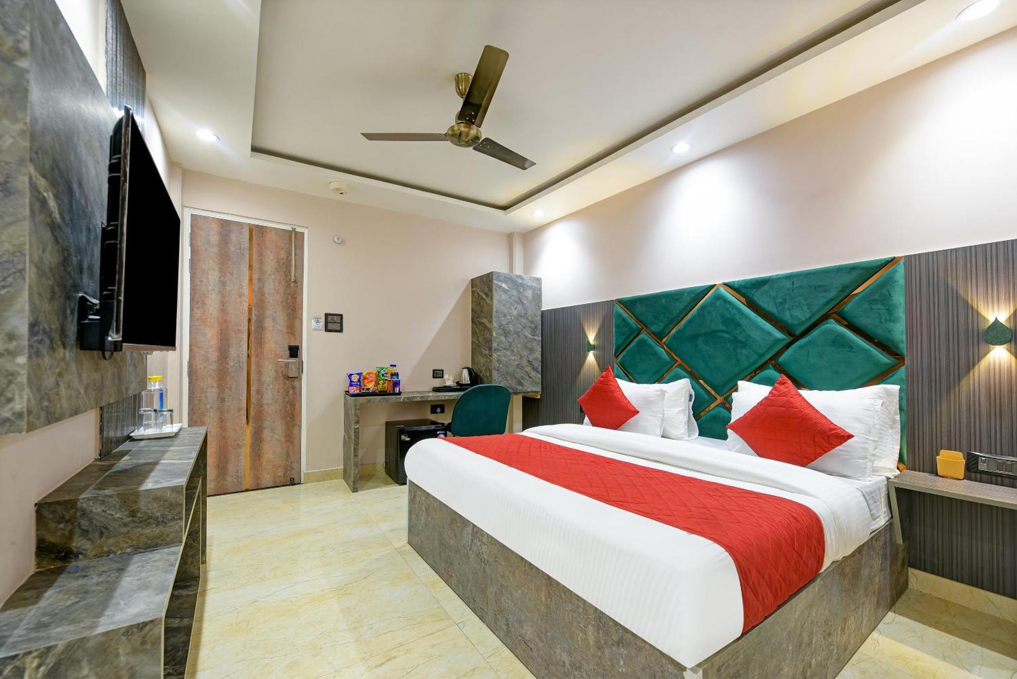 The Pearl Plaza Hotel In City Centre - Near New Delhi Railway Station Nova Deli Exterior foto
