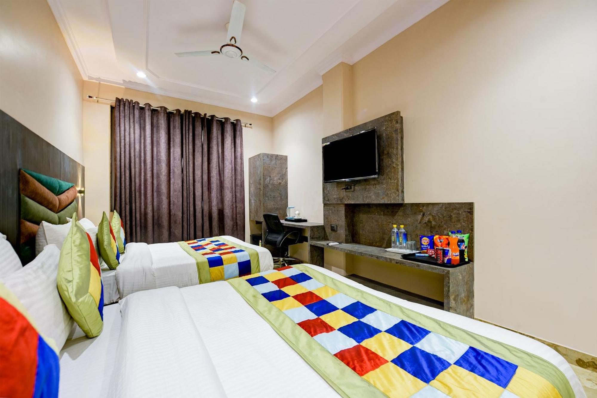 The Pearl Plaza Hotel In City Centre - Near New Delhi Railway Station Nova Deli Exterior foto