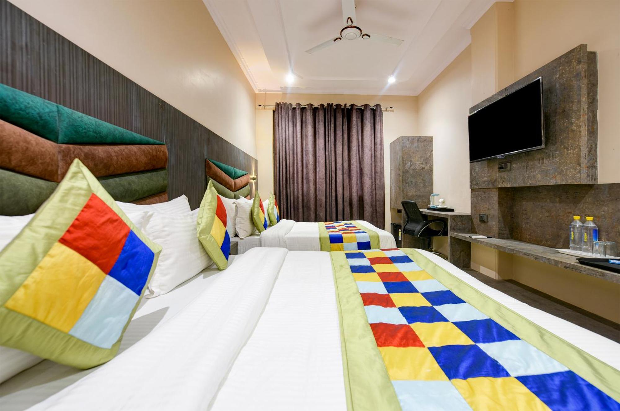 The Pearl Plaza Hotel In City Centre - Near New Delhi Railway Station Nova Deli Exterior foto
